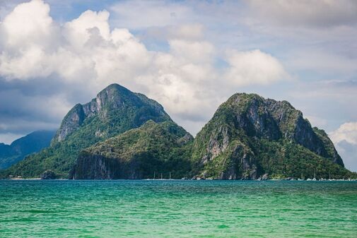 El Nido Tour A vs. Tour C: Which Palawan Island Hopping Route Should You Choose?