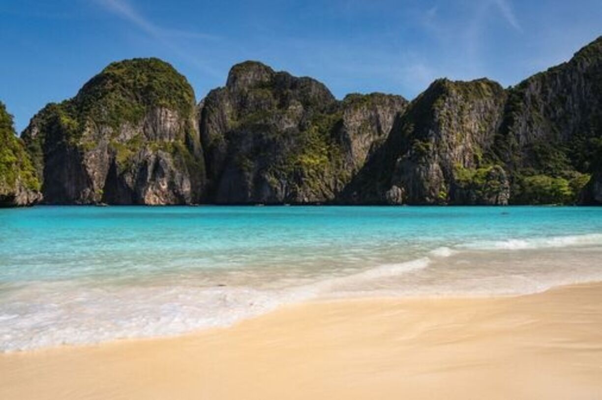 Hidden Beach El Nido - Tour C