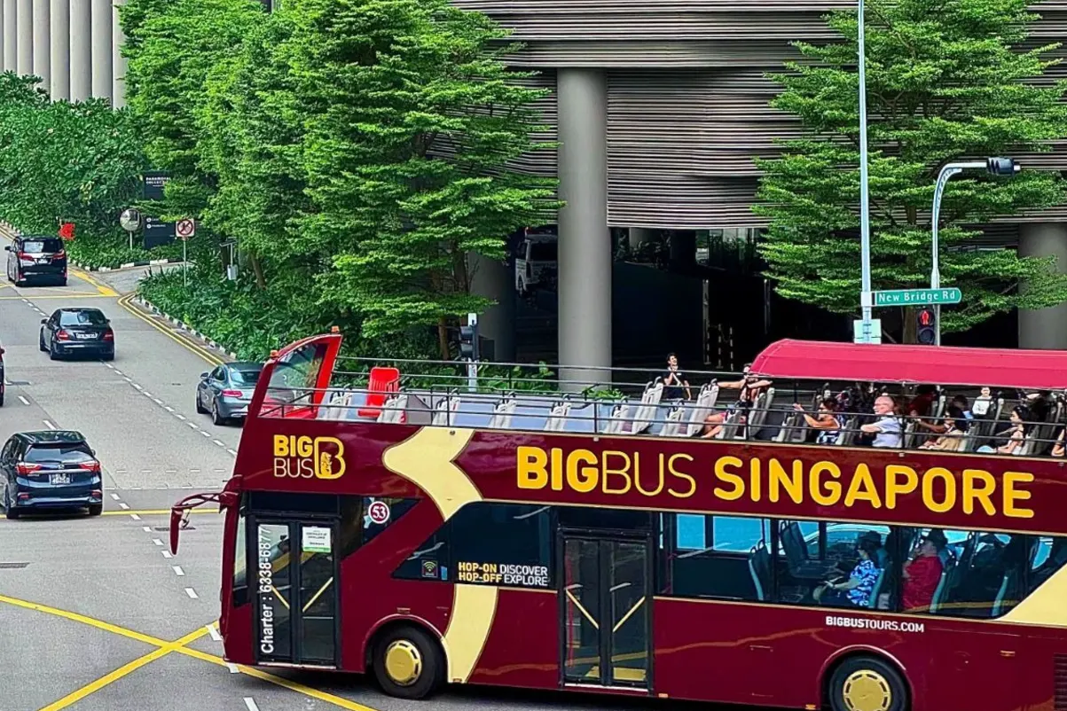 Hop-On Hop-Off Bus in Singapore