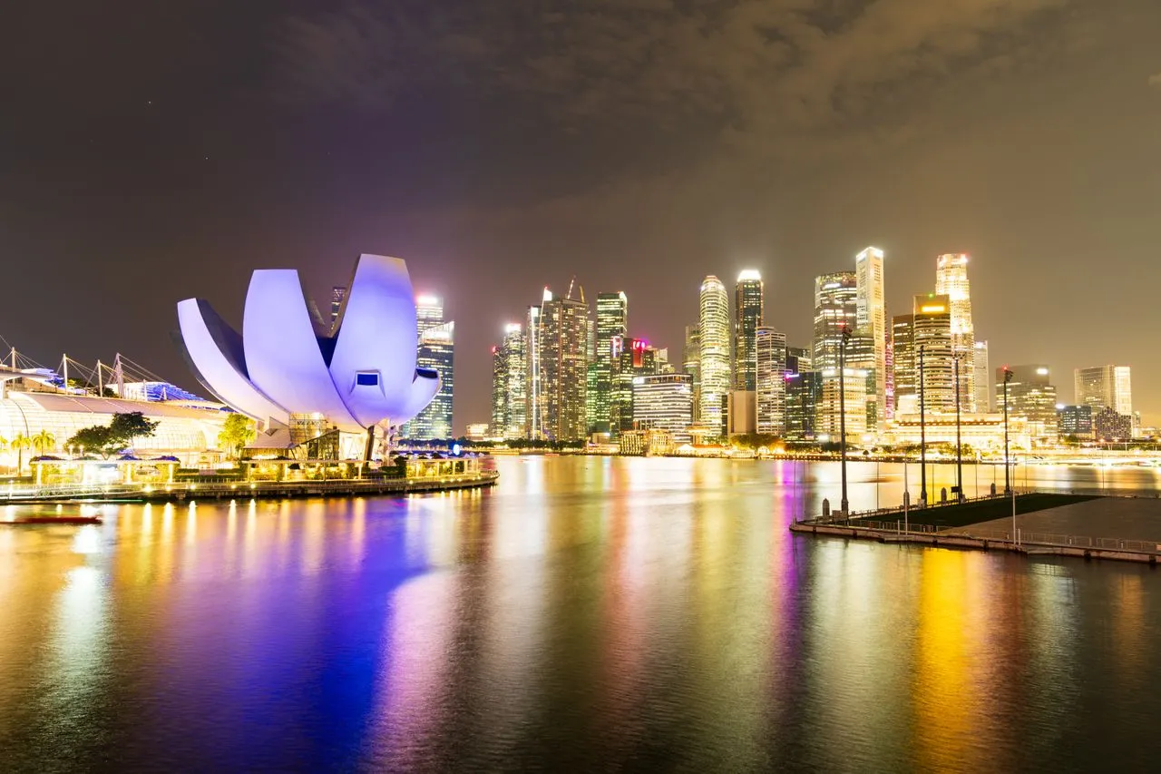 Singapore After Dark: Night Tours, Night Safari & the Best of the City at Night