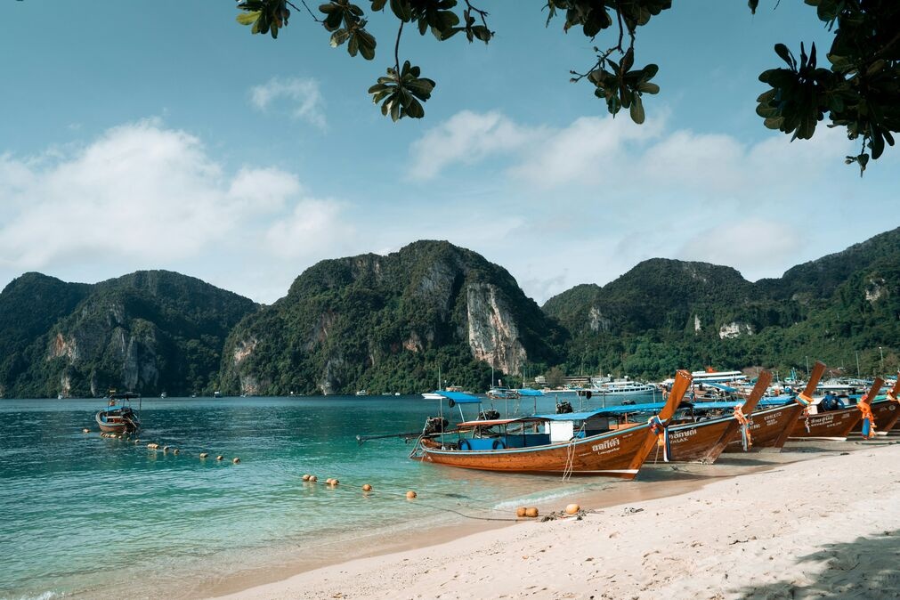 Phuket Marine Adventures: Beach Stays  & Island Hopping ( 4 - 7 days)
