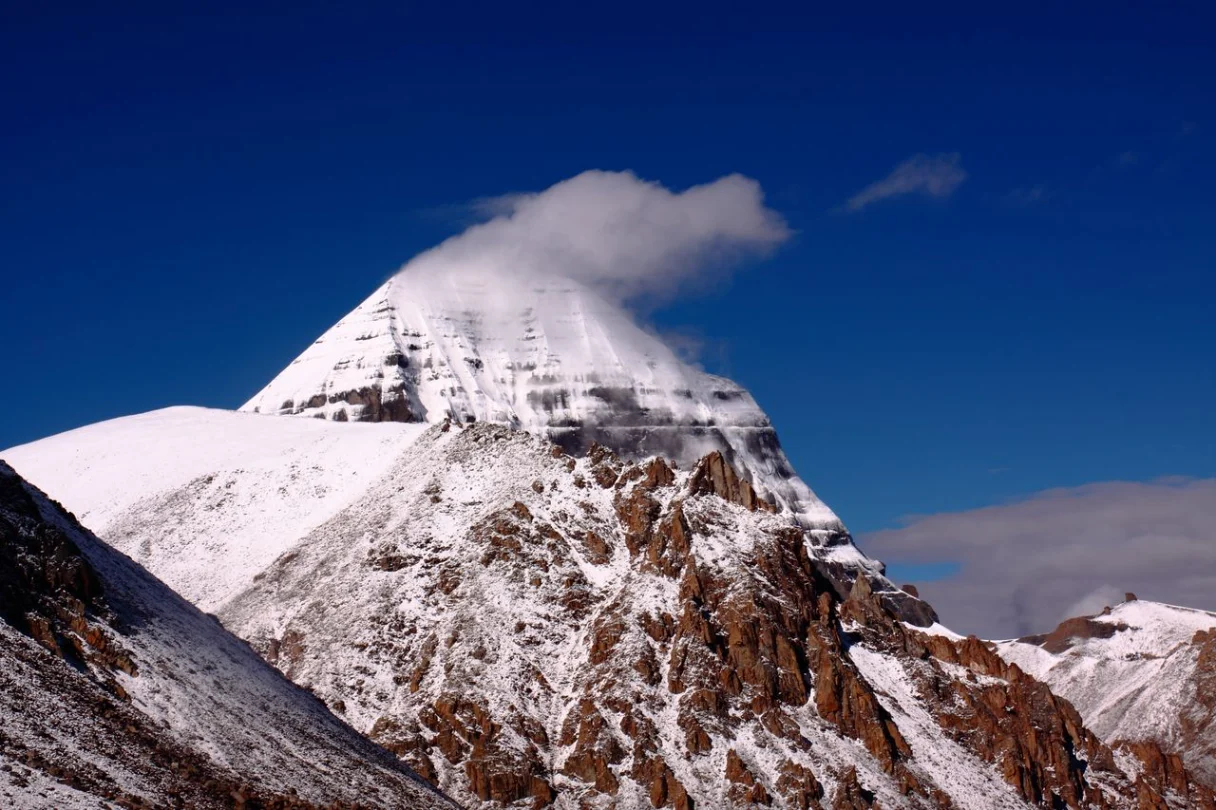 10 Mysteries and Wonders of Mount Kailash and Lake Manasarovar