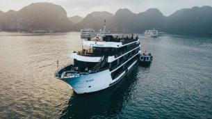 Hanoi and Halong Bay Tour Package 6 Days 5 Nights (The Signature  Landscape Pairing)